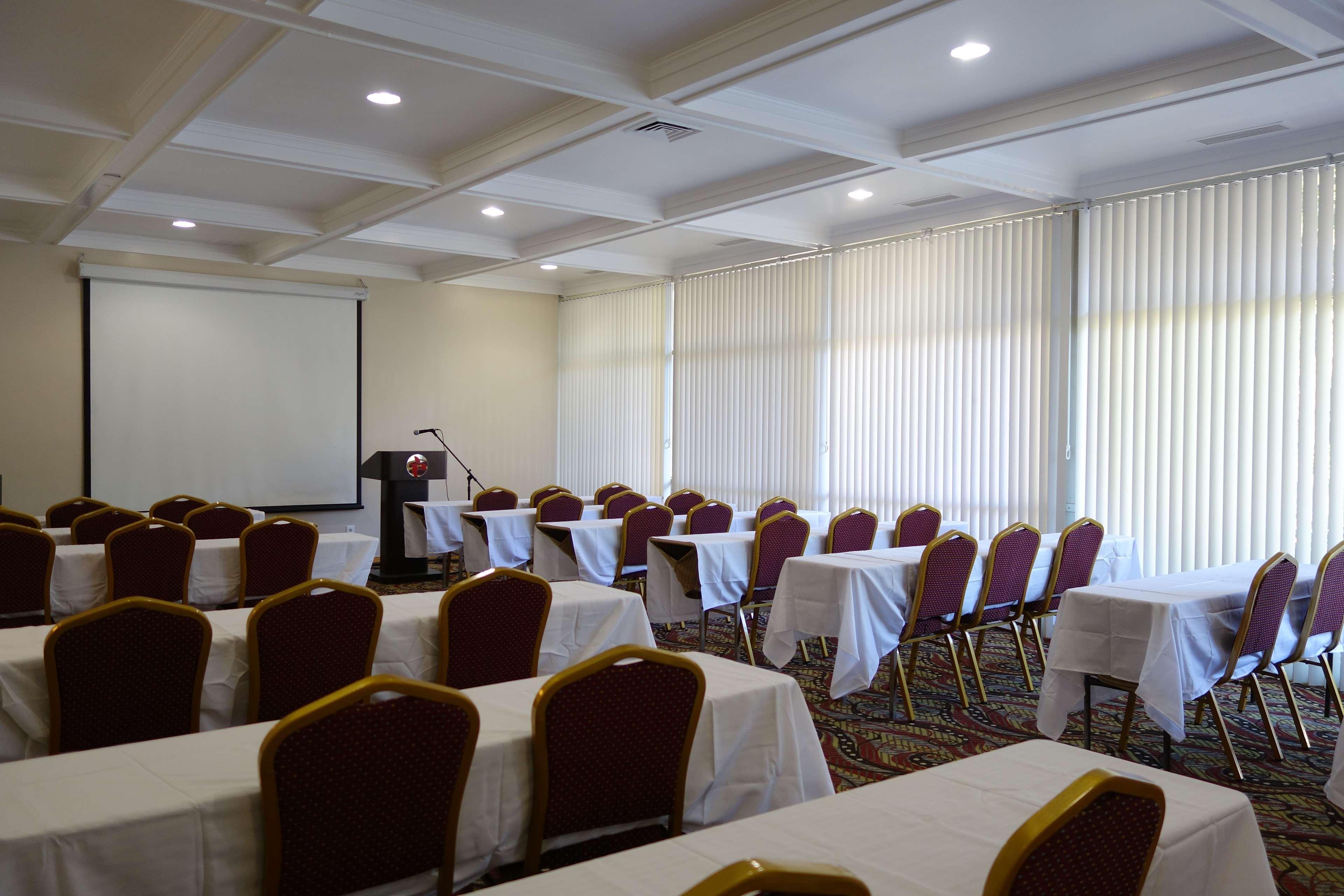 Hotel Ramada By Wyndham Sacramento North Highlands Exteriér fotografie
