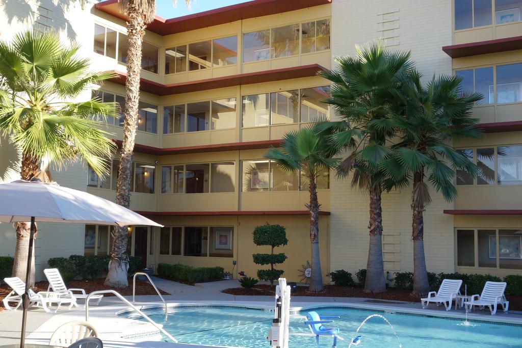 Hotel Ramada By Wyndham Sacramento North Highlands Exteriér fotografie