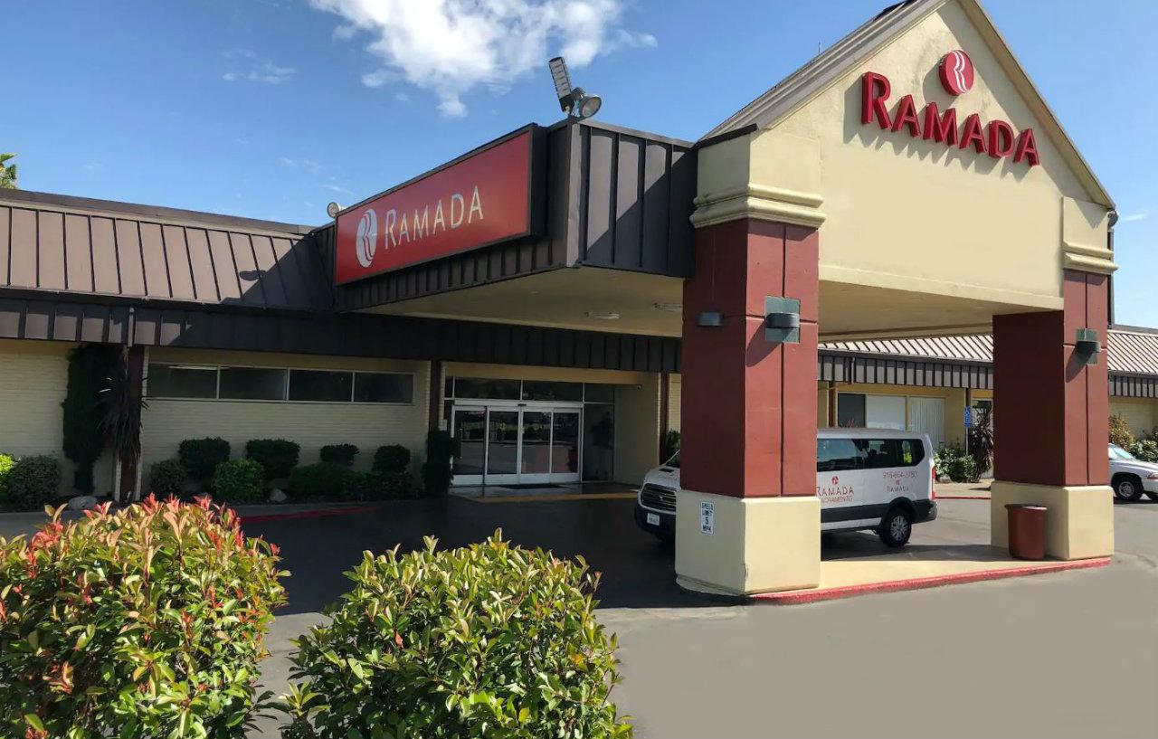 Hotel Ramada By Wyndham Sacramento North Highlands Exteriér fotografie